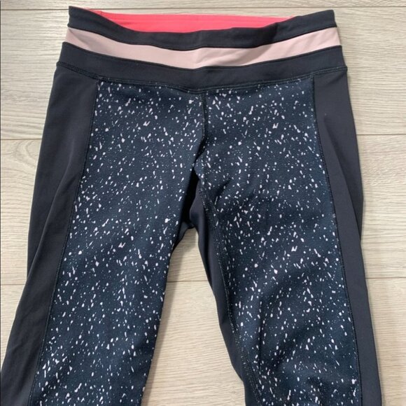 Lululemon Give Me Qi Crop Butterfly Texture Mink - Picture 6 of 14